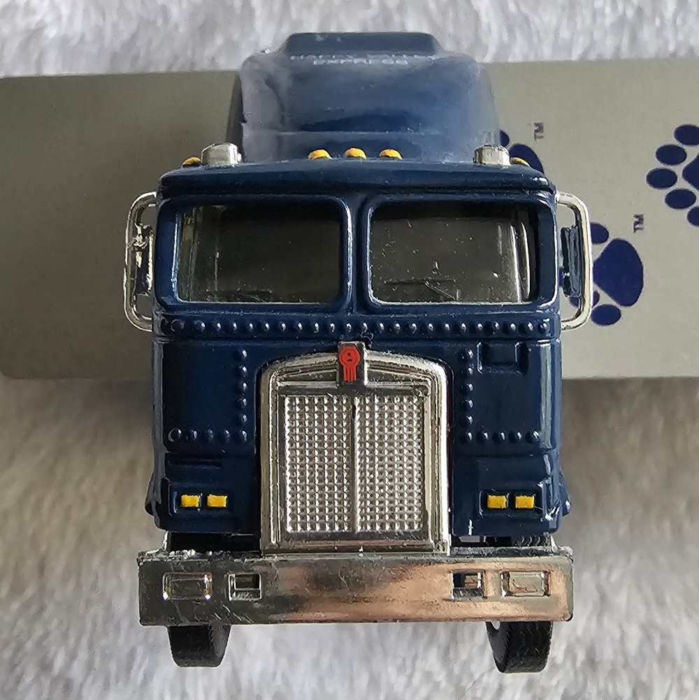 2001 Die-cast Penn State semi truck - Picture 4 of 10